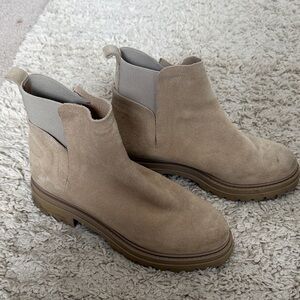 Steve Madden Chelsea Boots